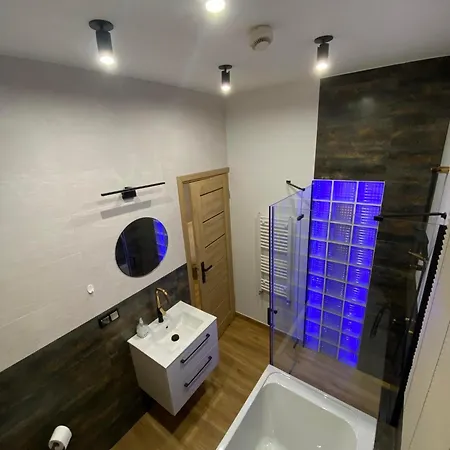 Z Wanna Kiss Apartamento